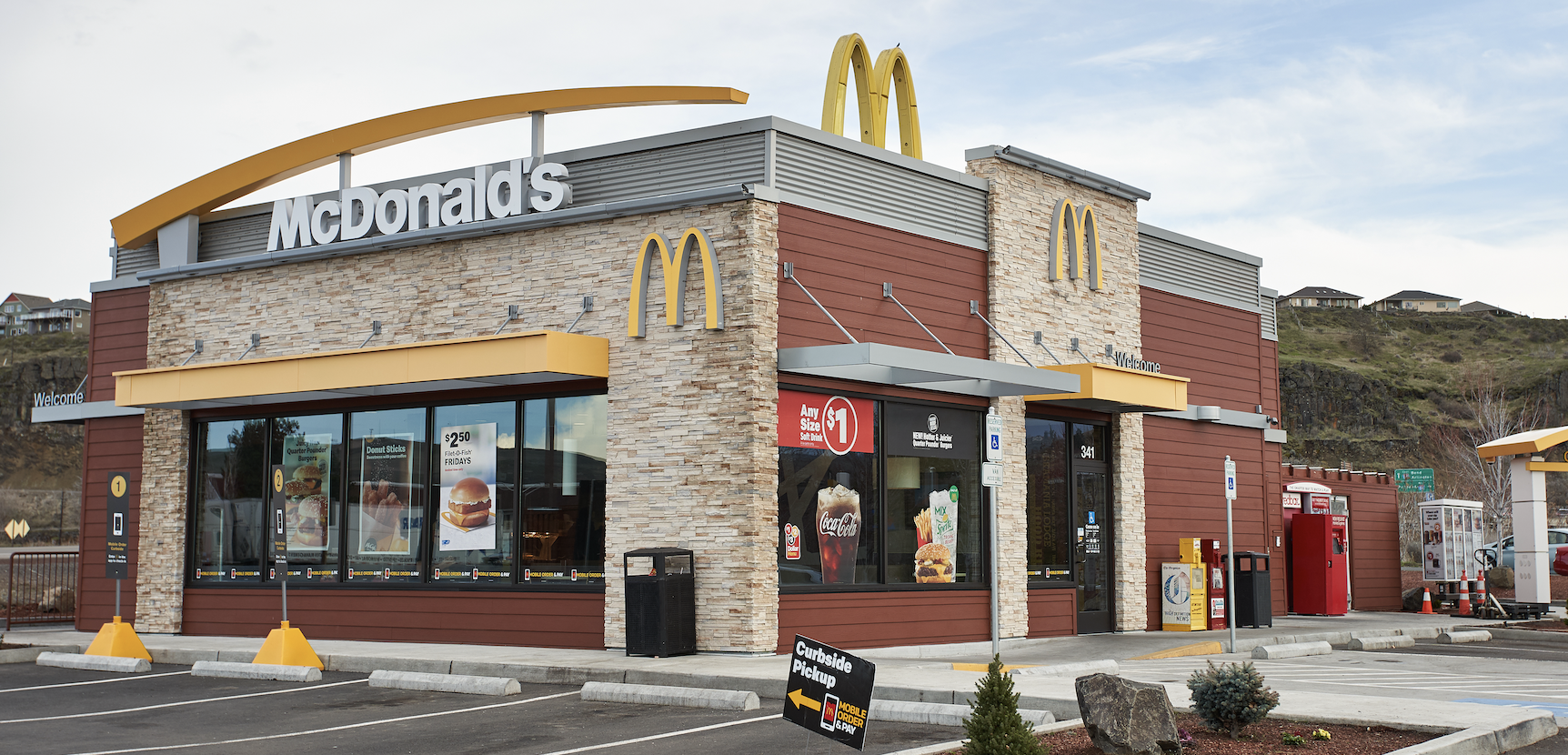 McDonald's restaurant exterior